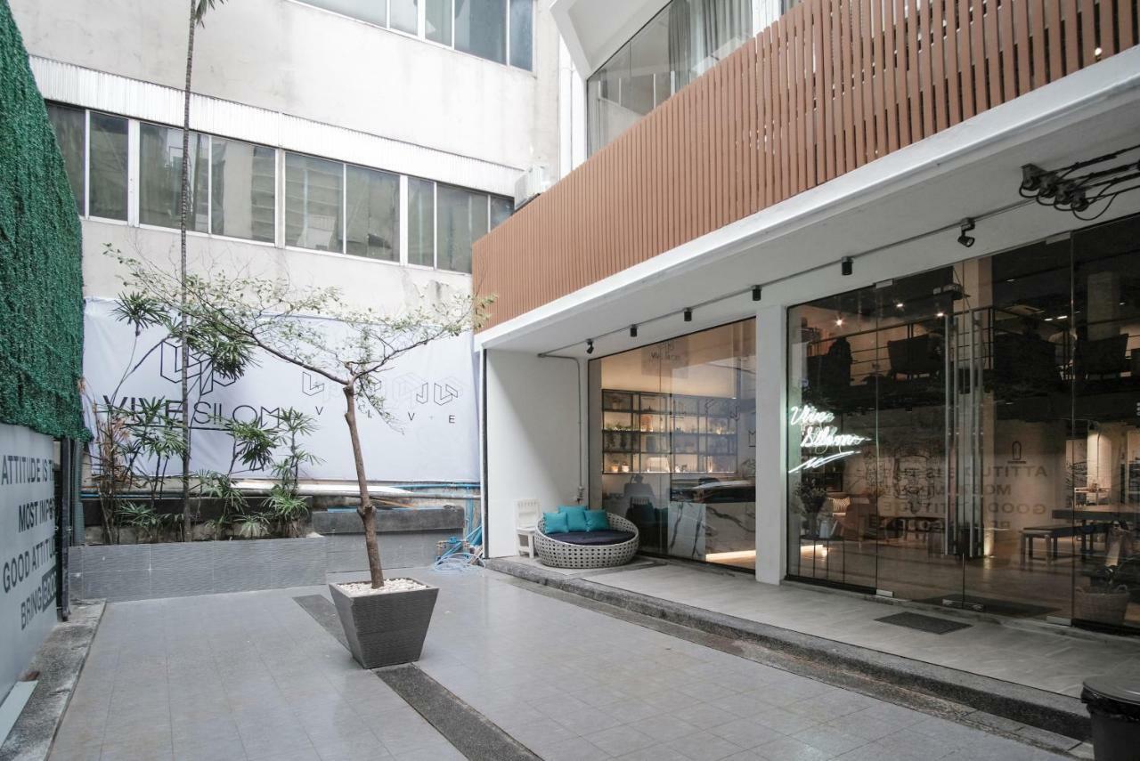 Vive Silom Hotel Bangkok Exterior photo